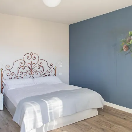 Casa Ortensia By Porta Collection شقة *