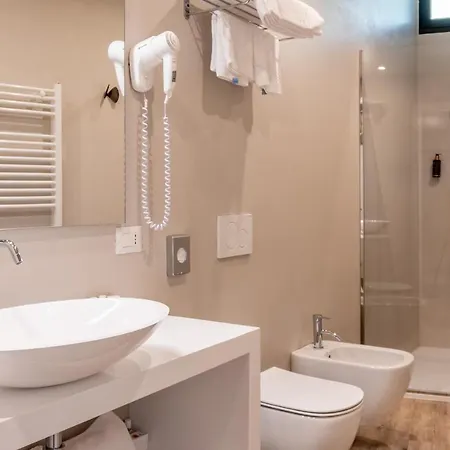 Charming Moment Di Porta - Residenza Ortensia * Luino