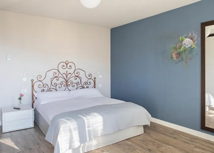 Casa Ortensia By Porta Collection شقة *