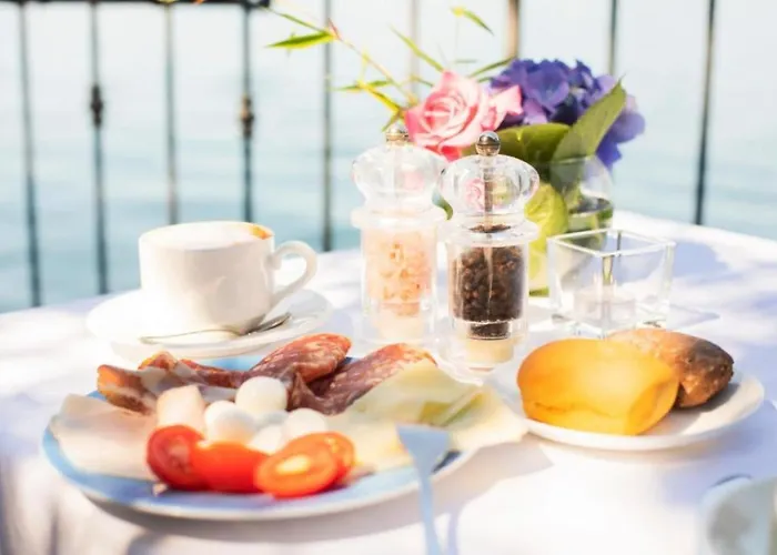 Casa Ortensia By Porta Collection شقة